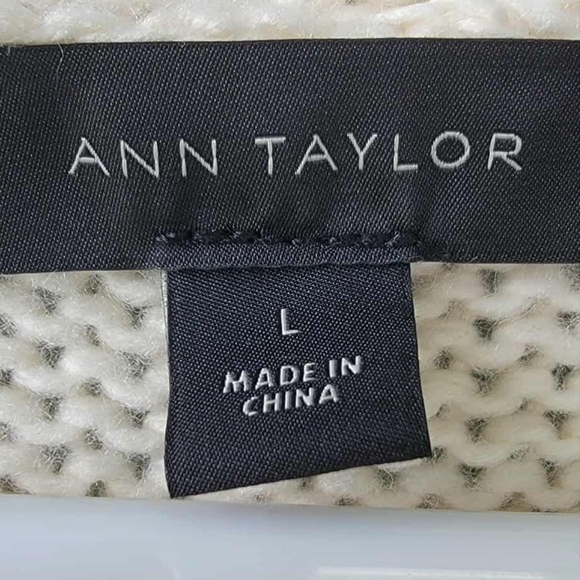 Ann Taylor Elegant Cream Women's Open Long Cardigan - Picture 4 of 10